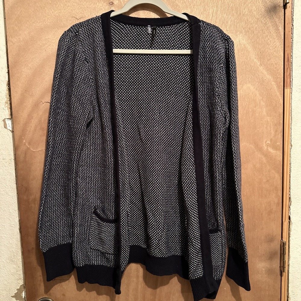 Woman's Maurices Size Large Black and White long sleeve sweater button up